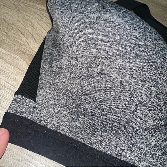 Victoria’s Secret Vsx Sports Bra Size 36DD heathered Grey Color - Picture 2 of 10